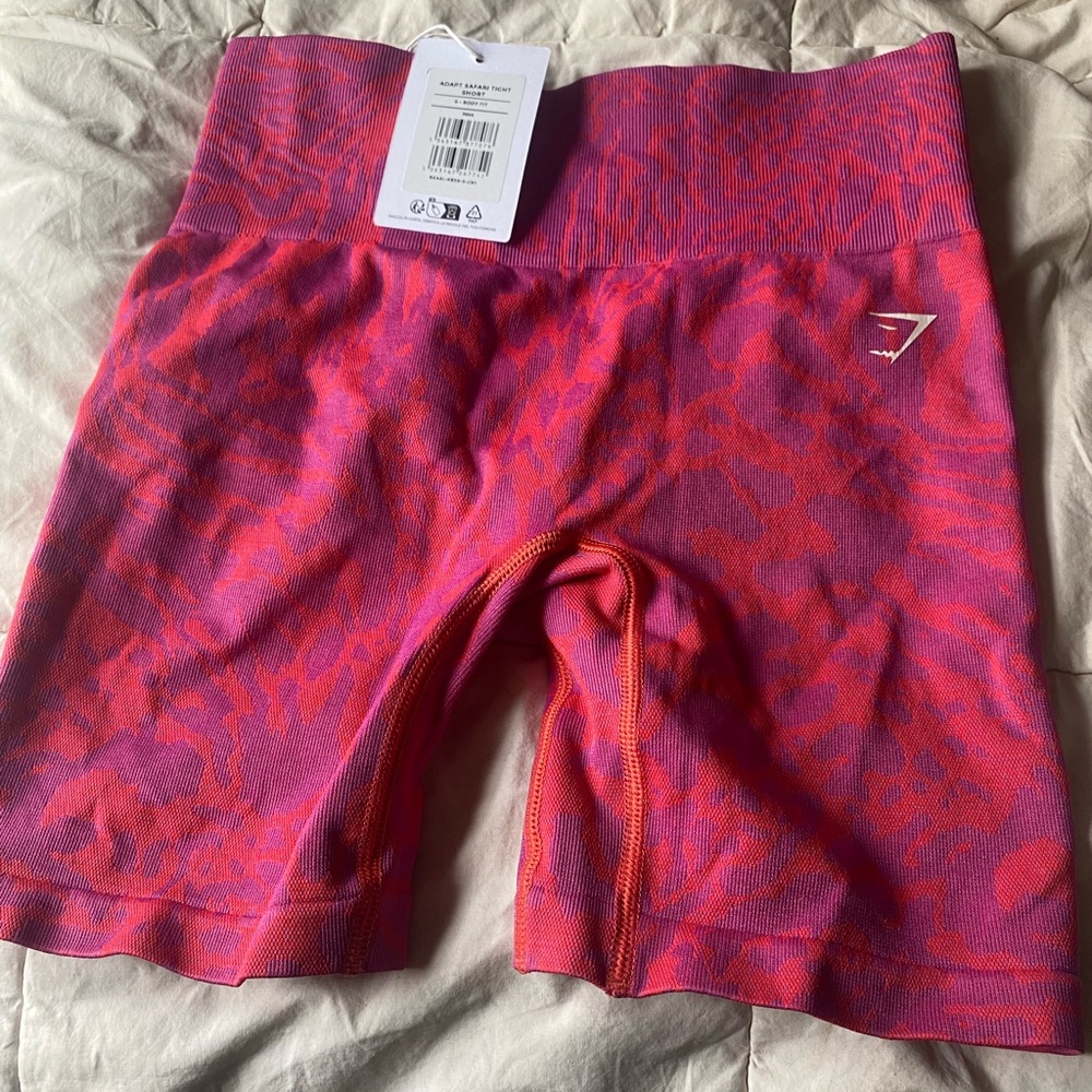Gym shark adapt safari tight short in pink